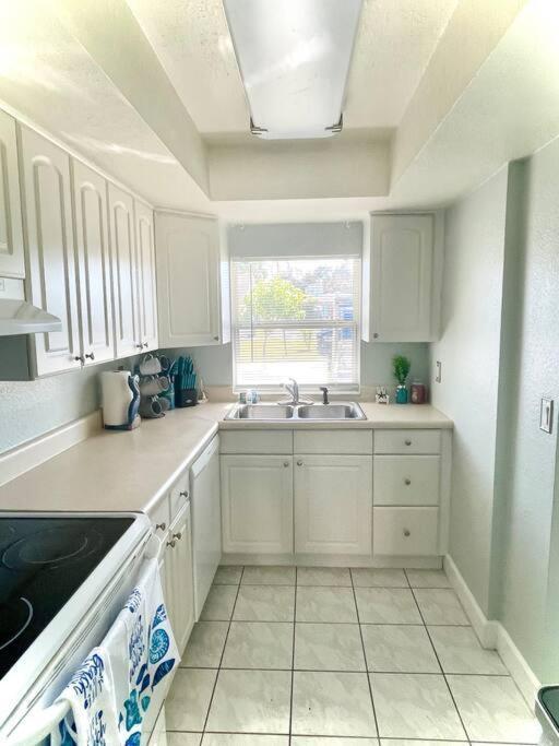 Sparkling 2Bed 1Bath Beach Home - Unit 214 Cocoa Beach Eksteriør bilde