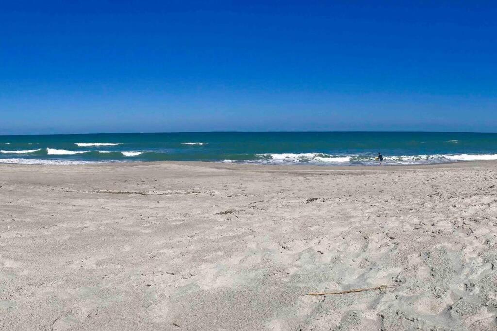 Sparkling 2Bed 1Bath Beach Home - Unit 214 Cocoa Beach Eksteriør bilde