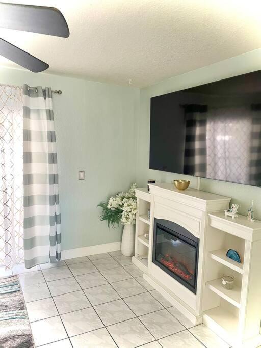 Sparkling 2Bed 1Bath Beach Home - Unit 214 Cocoa Beach Eksteriør bilde